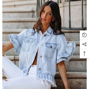 Twelve by Ontwelfth Light Blue Ruffle Sleeve Denim Jacket Size Large